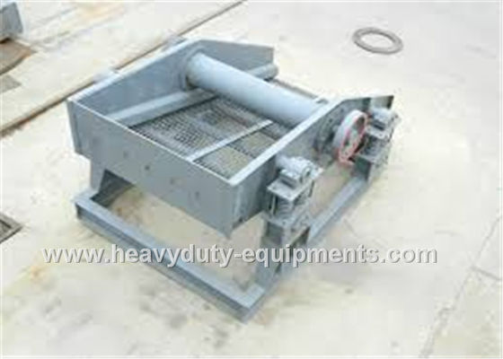 Cina Auto Centering Vibrating Screen with long service life, low noise and convenient maintenance pemasok