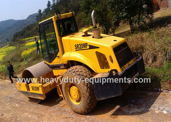Cina Shantui road roller SR26 handle large projects such as dams, berms, ports pemasok