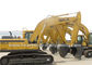 SDLG Excavator LG6235E dengan standar mesin DDE Hydraulic hammer equipment pemasok