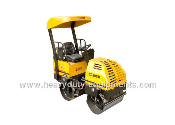 Cina Tandem Vibratory Road Roller XG6011D 1,28 T with high visibility cab for comfort and safety pemasok