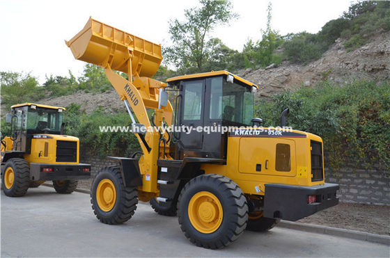 Sinomtp Lg933 3000kg Wheel Front End Loader Dengan Fork Kayu dan Bucket Batu